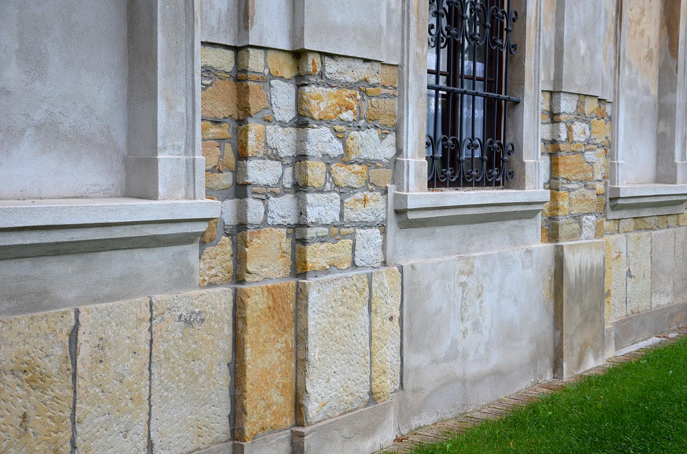 Modern Structural Plaster And Preservation image